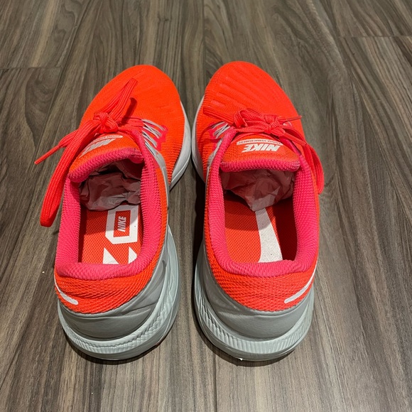 Nike Air Zoom Structure 22s 👟 - Picture 2 of 5